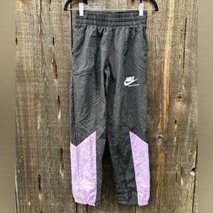 Vintage Nike Kids Lilac Purple & Black Sweatpants Work Out Pants